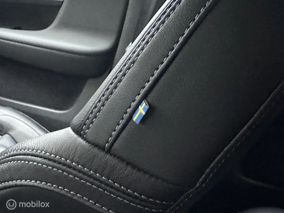 T5 Ultimate Dark|AdaptiveCruiseControl|BLIS|Stoel en stuurverwarming|Keyless