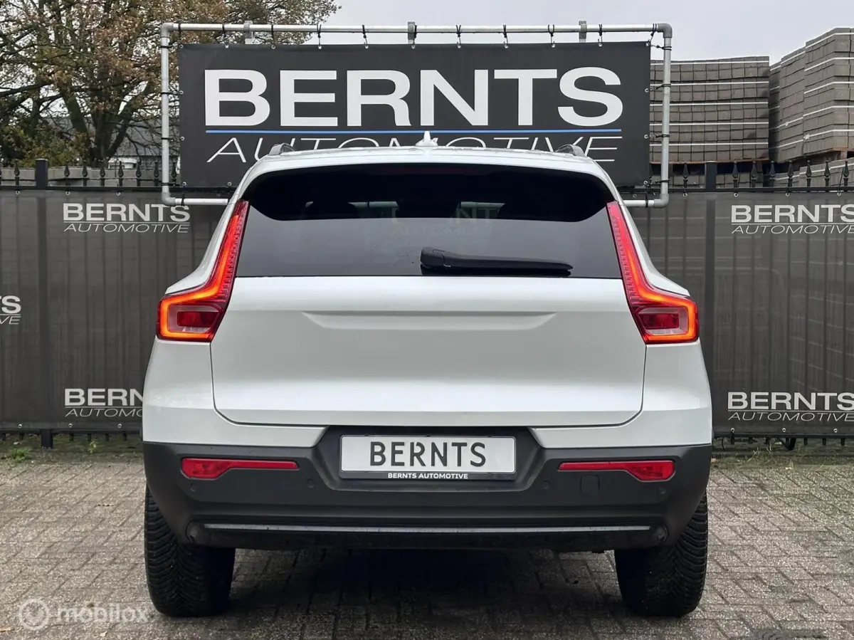 T5 Ultimate Dark|AdaptiveCruiseControl|BLIS|Stoel en stuurverwarming|Keyless