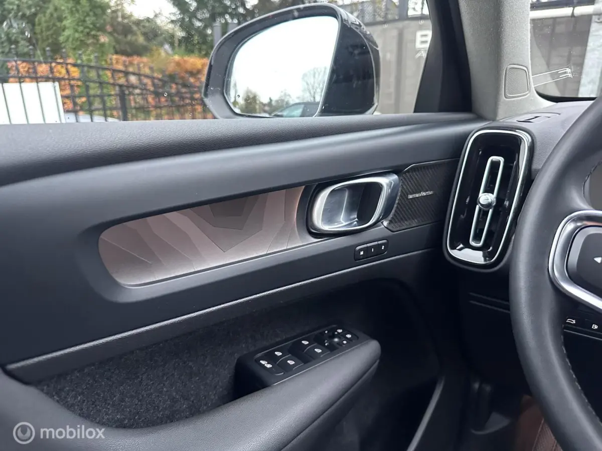 T5 Ultimate Dark|AdaptiveCruiseControl|BLIS|Stoel en stuurverwarming|Keyless