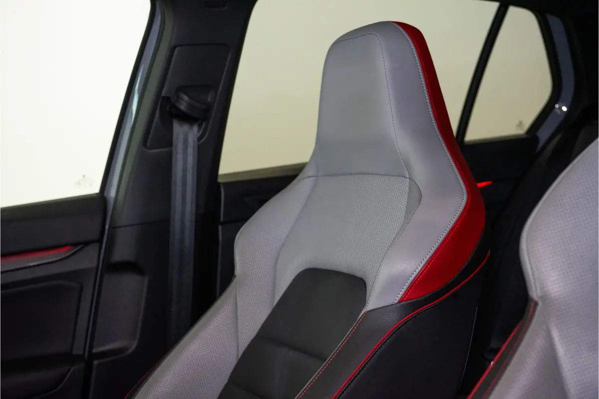 2.0 TSI GTI Clubsport 301 PK | IQ | Pano | Sfeer | Harman | Leder | BOMVOL! 12 MND Garantie