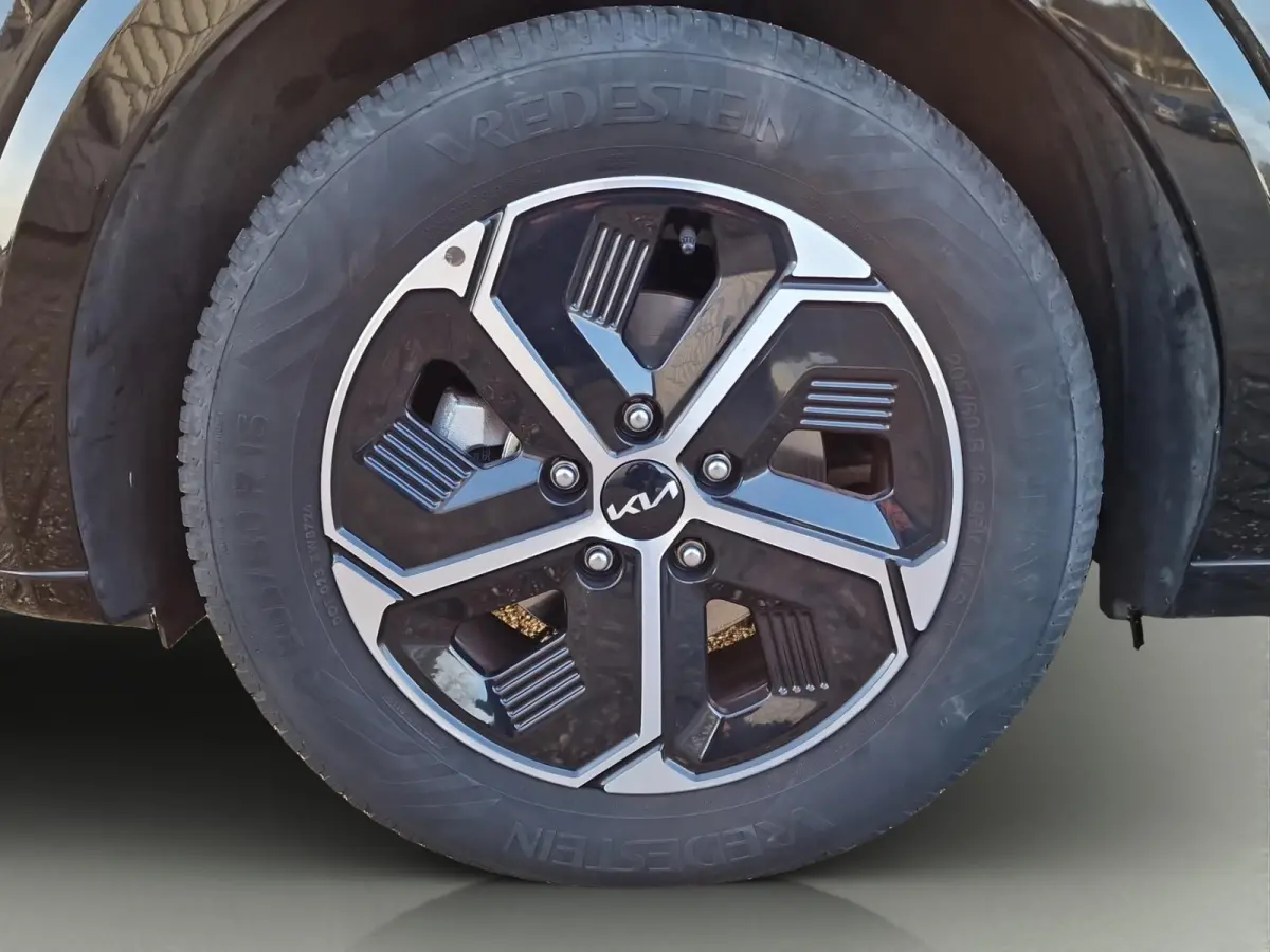 1.6 GDi PHEV DynamicLine