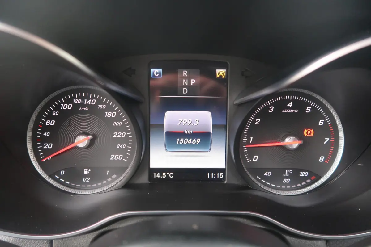 250 4MATIC PANORAMADAK|AMG-INTERIEUR|NAVIGATIE XL|XENON-LED|DEALER ONDERHOUDEN