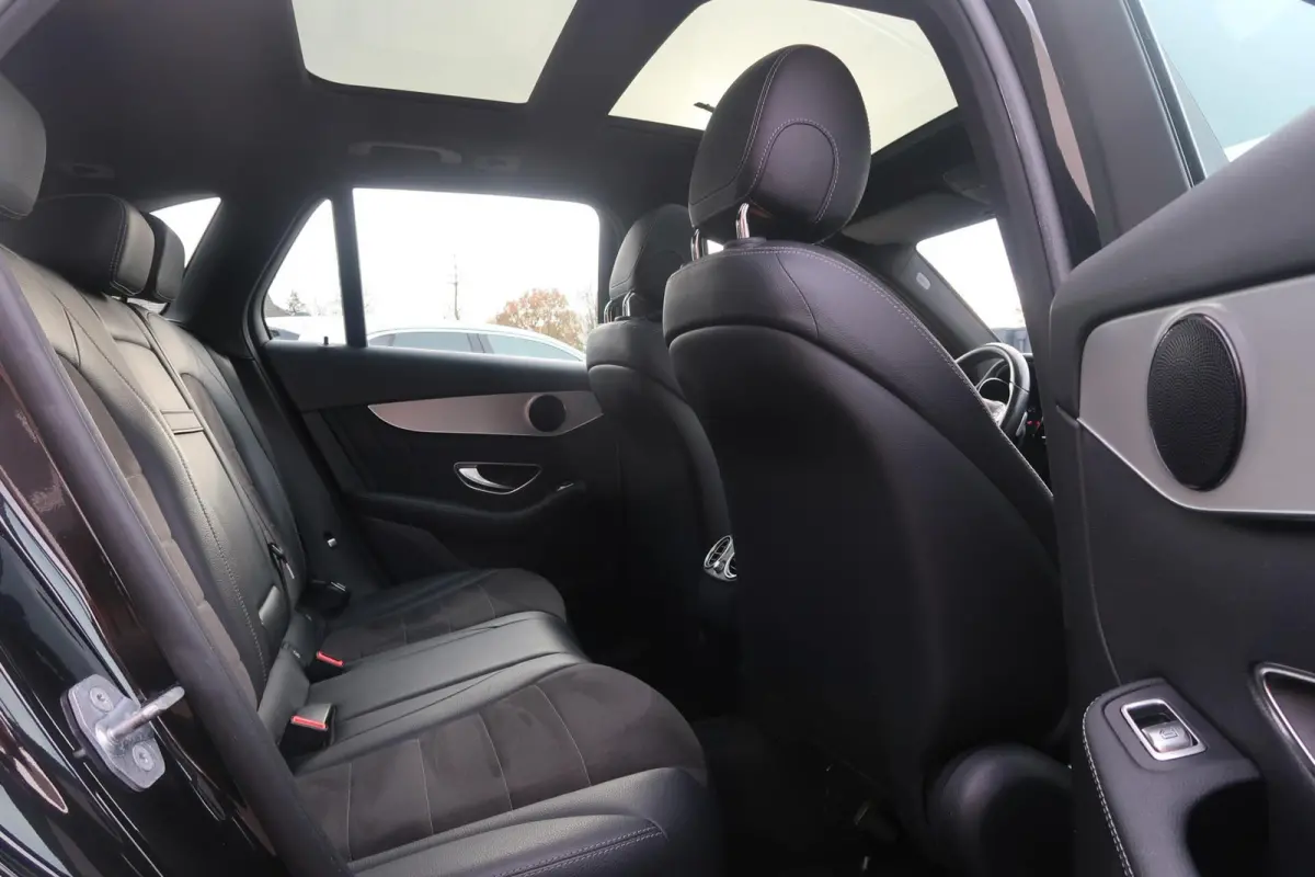 250 4MATIC PANORAMADAK|AMG-INTERIEUR|NAVIGATIE XL|XENON-LED|DEALER ONDERHOUDEN