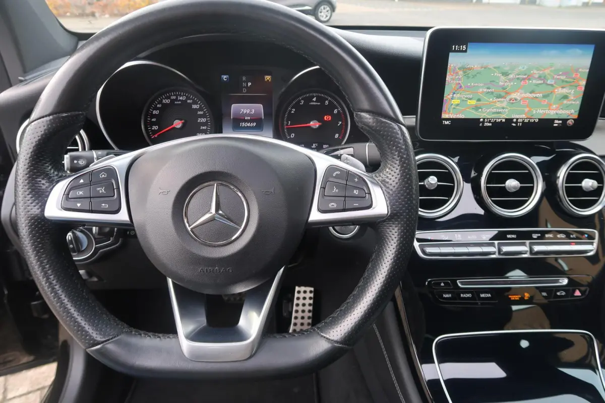 250 4MATIC PANORAMADAK|AMG-INTERIEUR|NAVIGATIE XL|XENON-LED|DEALER ONDERHOUDEN