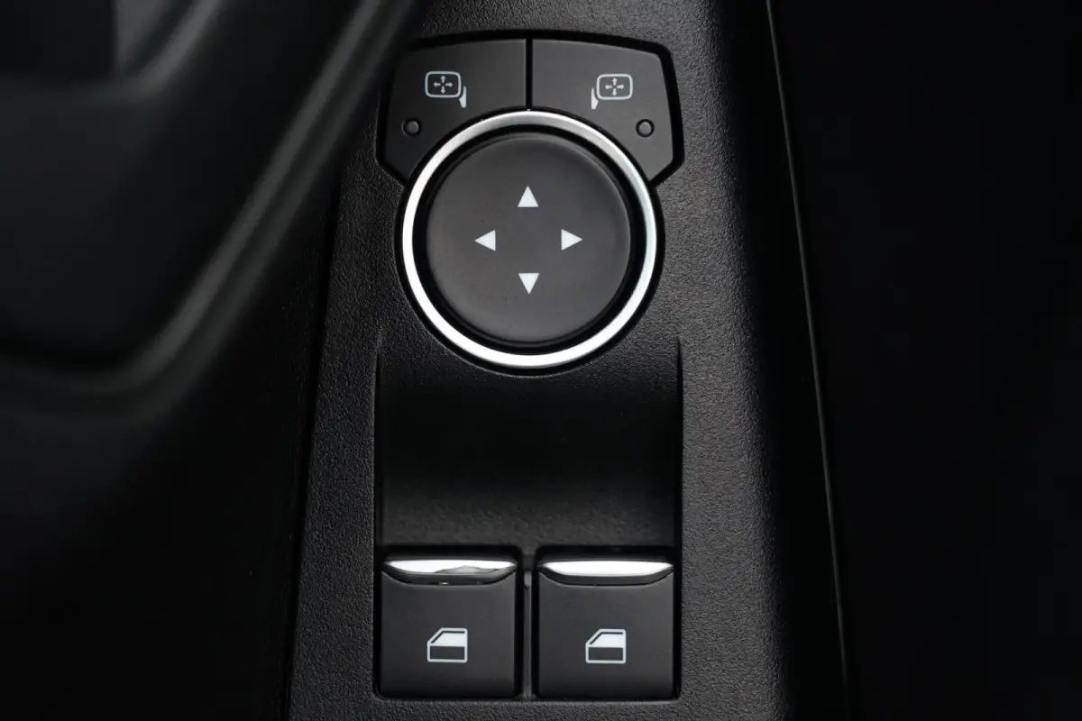 1.0 EcoBoost Connected, NL, CarPlay, cruise, LED
