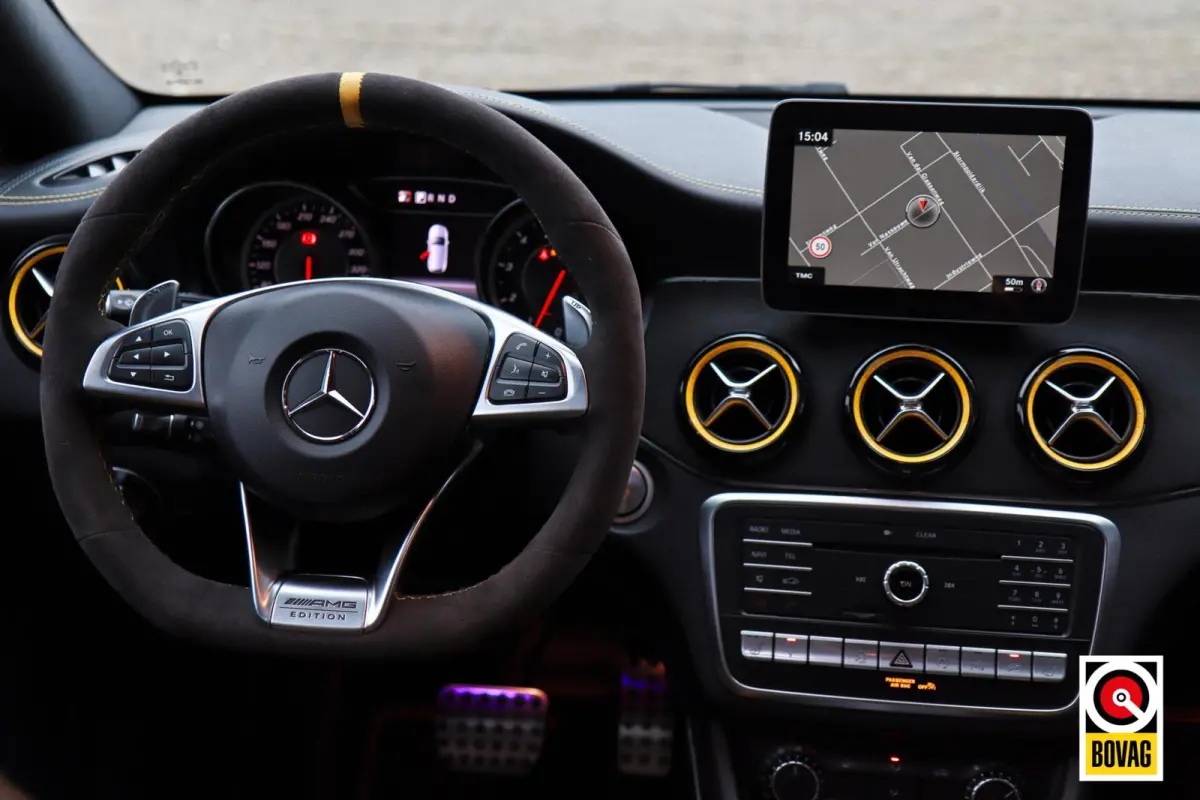 AMG 45 4MATIC Yellow Night Edition /PANODAK/MEMORY/HK/VOL!