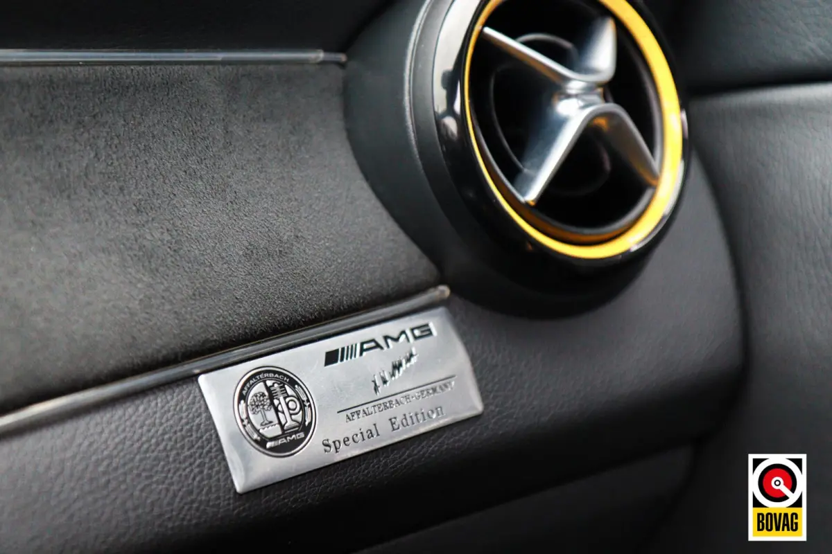 AMG 45 4MATIC Yellow Night Edition /PANODAK/MEMORY/HK/VOL!