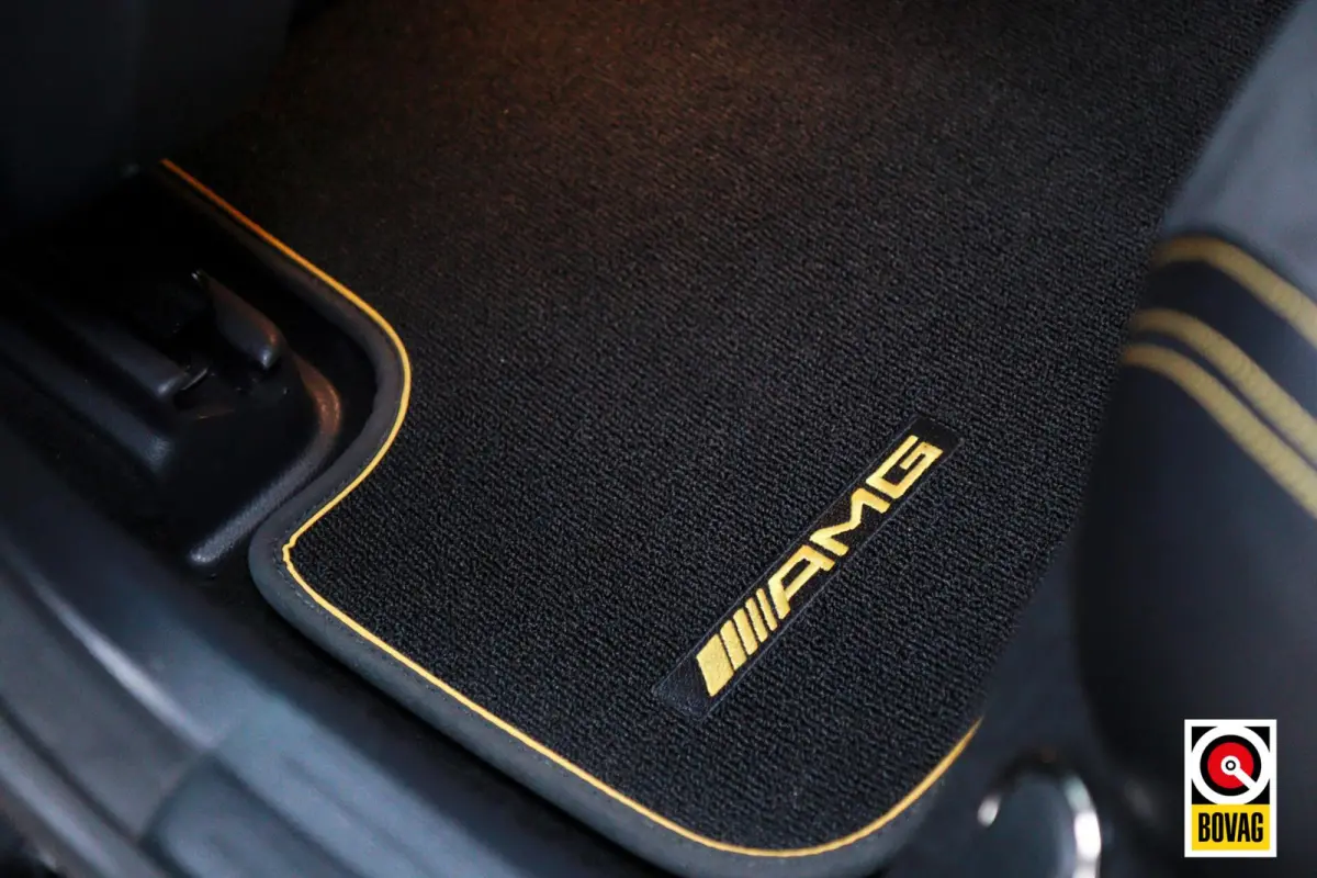 AMG 45 4MATIC Yellow Night Edition /PANODAK/MEMORY/HK/VOL!