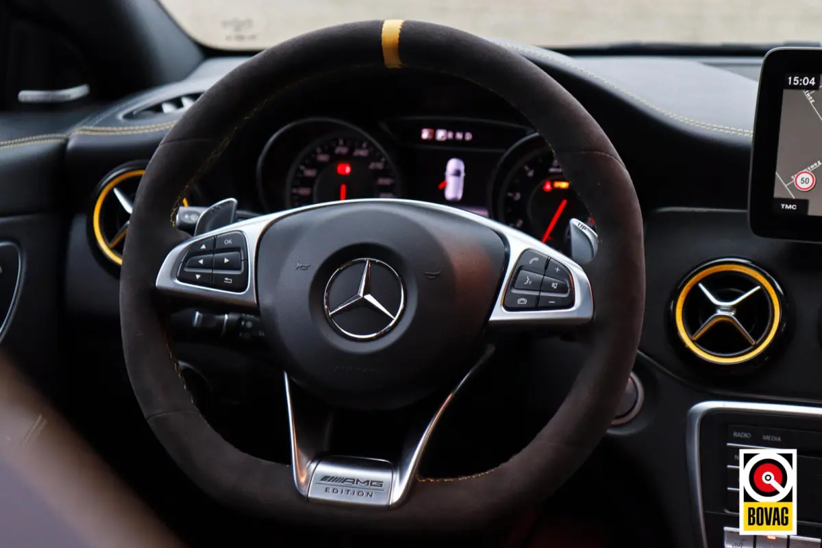 AMG 45 4MATIC Yellow Night Edition /PANODAK/MEMORY/HK/VOL!