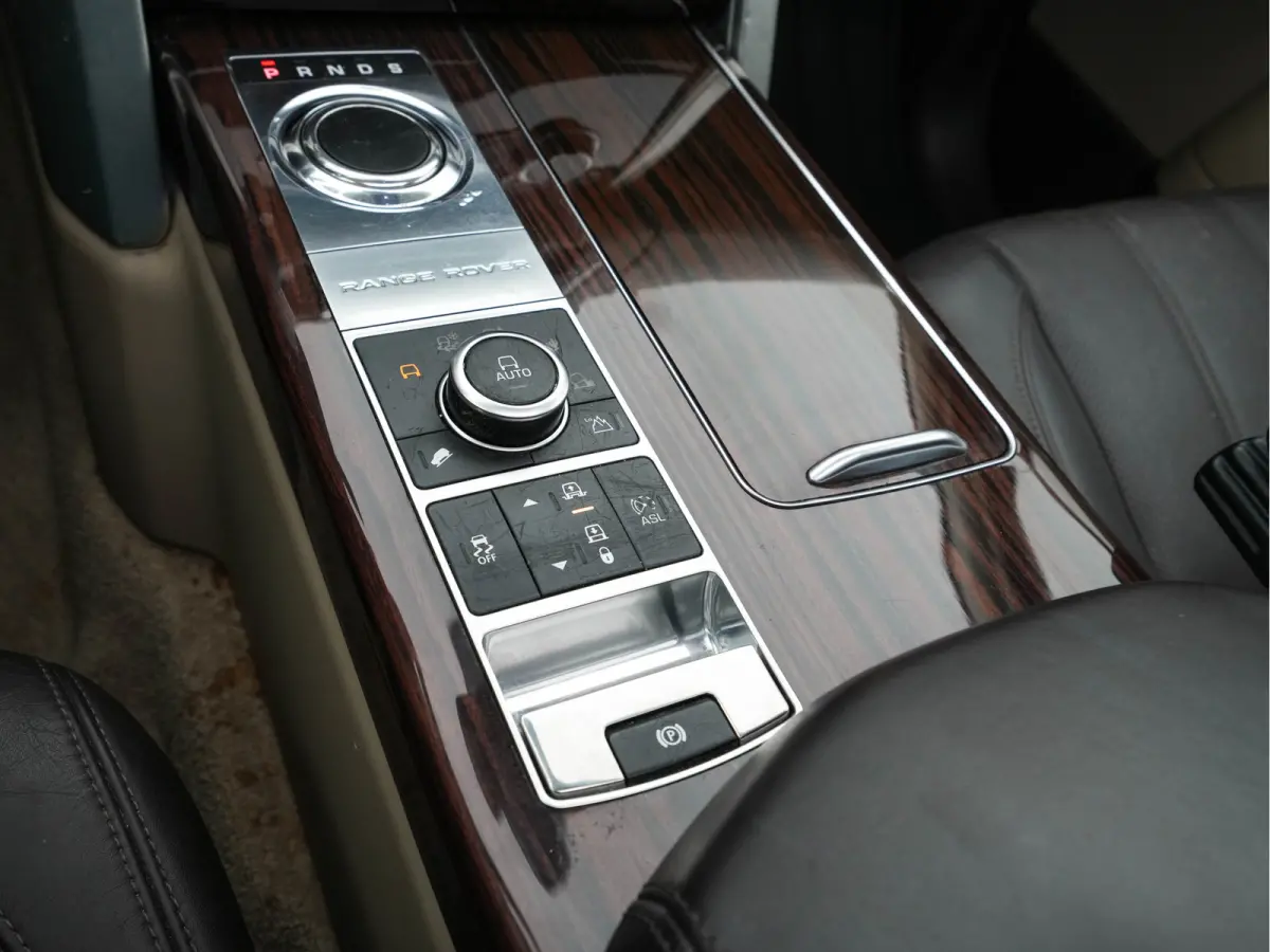 4.4 SDV8 Vogue AWD Aut. *PANO | DIGI-COCKPIT | MERIDIAN-AUDIO | SURROUND-VIEW | MEMORY-PACK |  KEYLESS | OXFORD-FULL-LEATHER | BI-XENON | NAVI-FULLMAP | ECC | PDC | CRUISE | COMFORT-SEATS | 