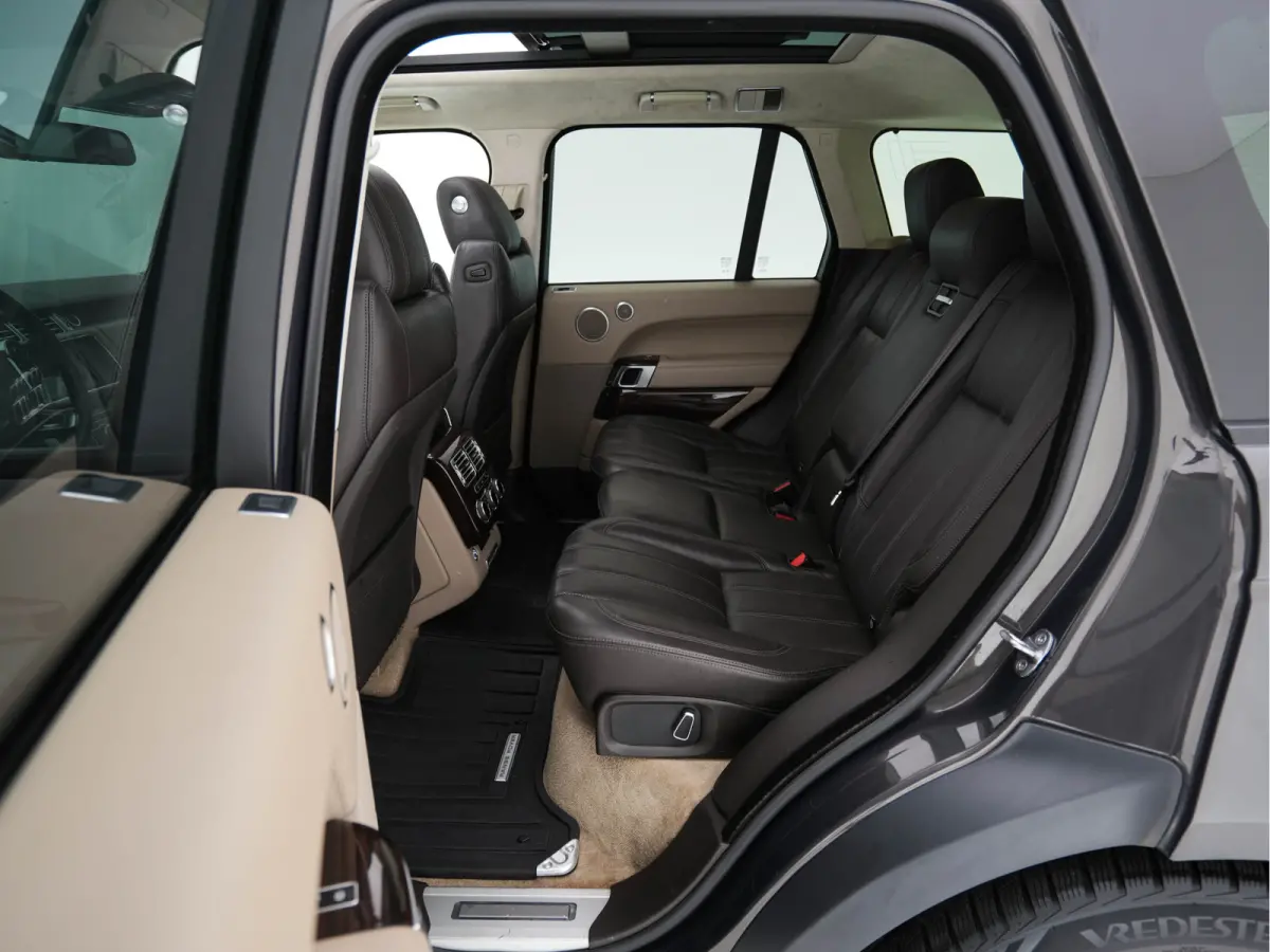 4.4 SDV8 Vogue AWD Aut. *PANO | DIGI-COCKPIT | MERIDIAN-AUDIO | SURROUND-VIEW | MEMORY-PACK |  KEYLESS | OXFORD-FULL-LEATHER | BI-XENON | NAVI-FULLMAP | ECC | PDC | CRUISE | COMFORT-SEATS | 