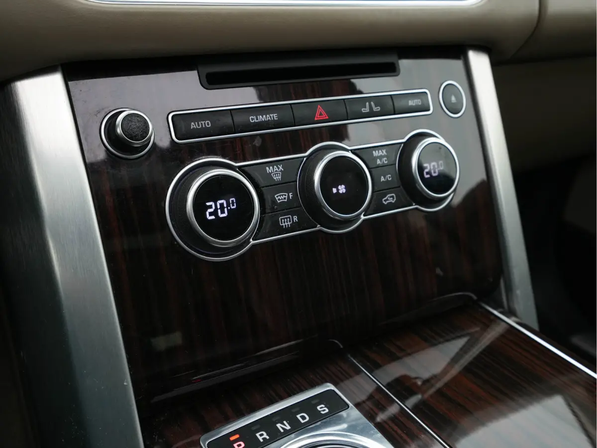 4.4 SDV8 Vogue AWD Aut. *PANO | DIGI-COCKPIT | MERIDIAN-AUDIO | SURROUND-VIEW | MEMORY-PACK |  KEYLESS | OXFORD-FULL-LEATHER | BI-XENON | NAVI-FULLMAP | ECC | PDC | CRUISE | COMFORT-SEATS | 