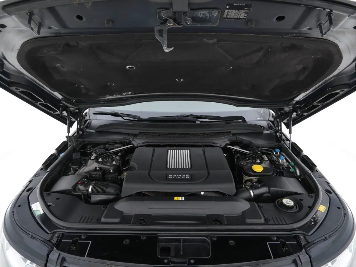 4.4 SDV8 Vogue AWD Aut. *PANO | DIGI-COCKPIT | MERIDIAN-AUDIO | SURROUND-VIEW | MEMORY-PACK |  KEYLESS | OXFORD-FULL-LEATHER | BI-XENON | NAVI-FULLMAP | ECC | PDC | CRUISE | COMFORT-SEATS | 