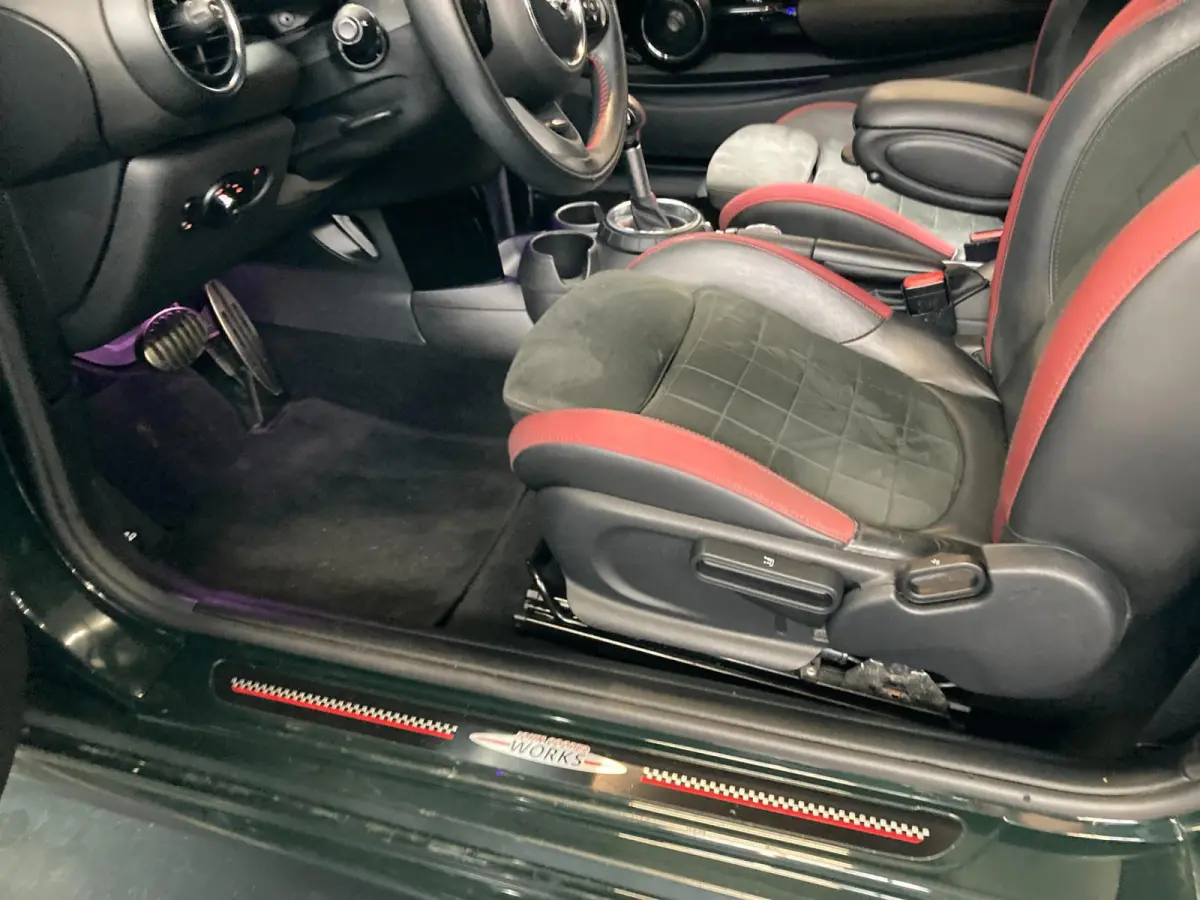 Mini 2.0 John Works 232PK AUT LED+SPORTSTOELEN+H&K