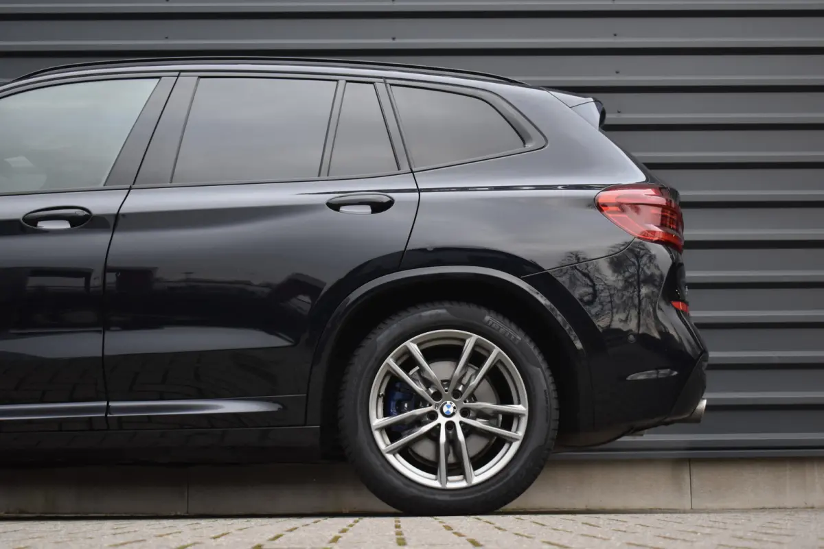 xDrive30e High Executive M Sport | Pano | ACC | 360 Camera | Harman/Kardon | Orig. NL |