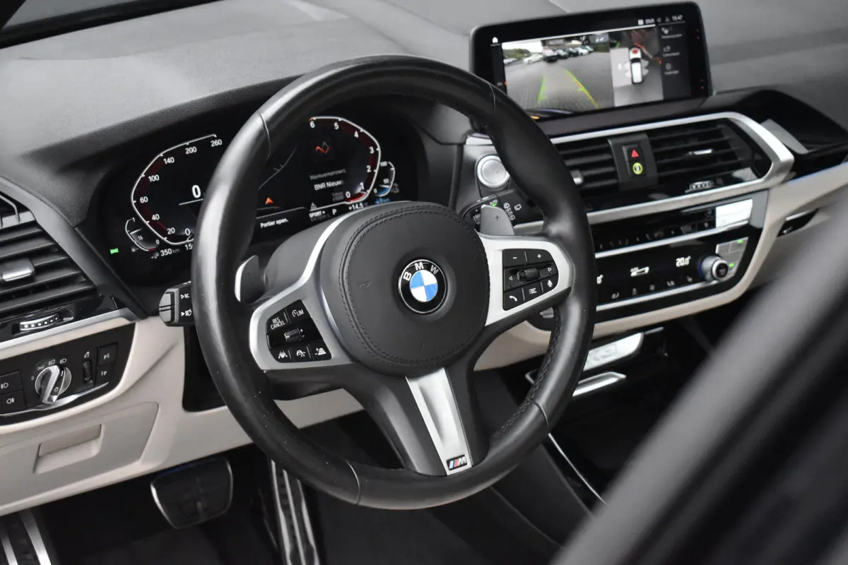 xDrive30e High Executive M Sport | Pano | ACC | 360 Camera | Harman/Kardon | Orig. NL |