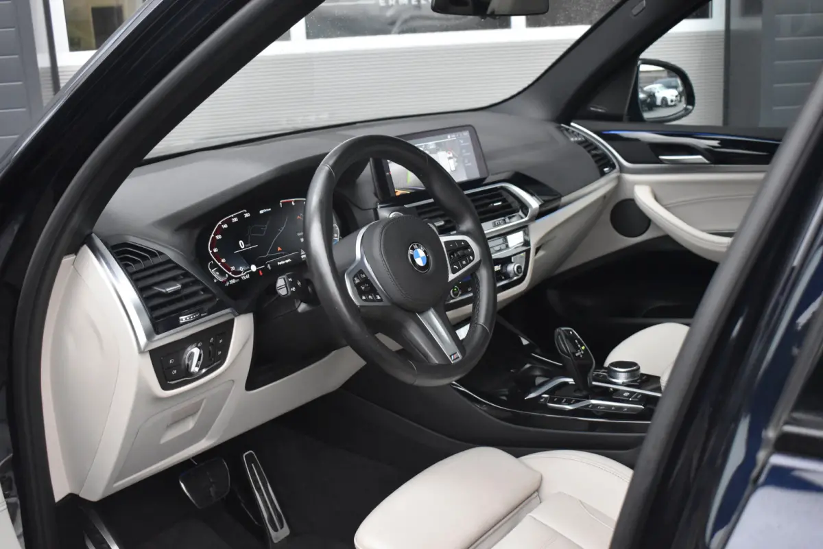 xDrive30e High Executive M Sport | Pano | ACC | 360 Camera | Harman/Kardon | Orig. NL |