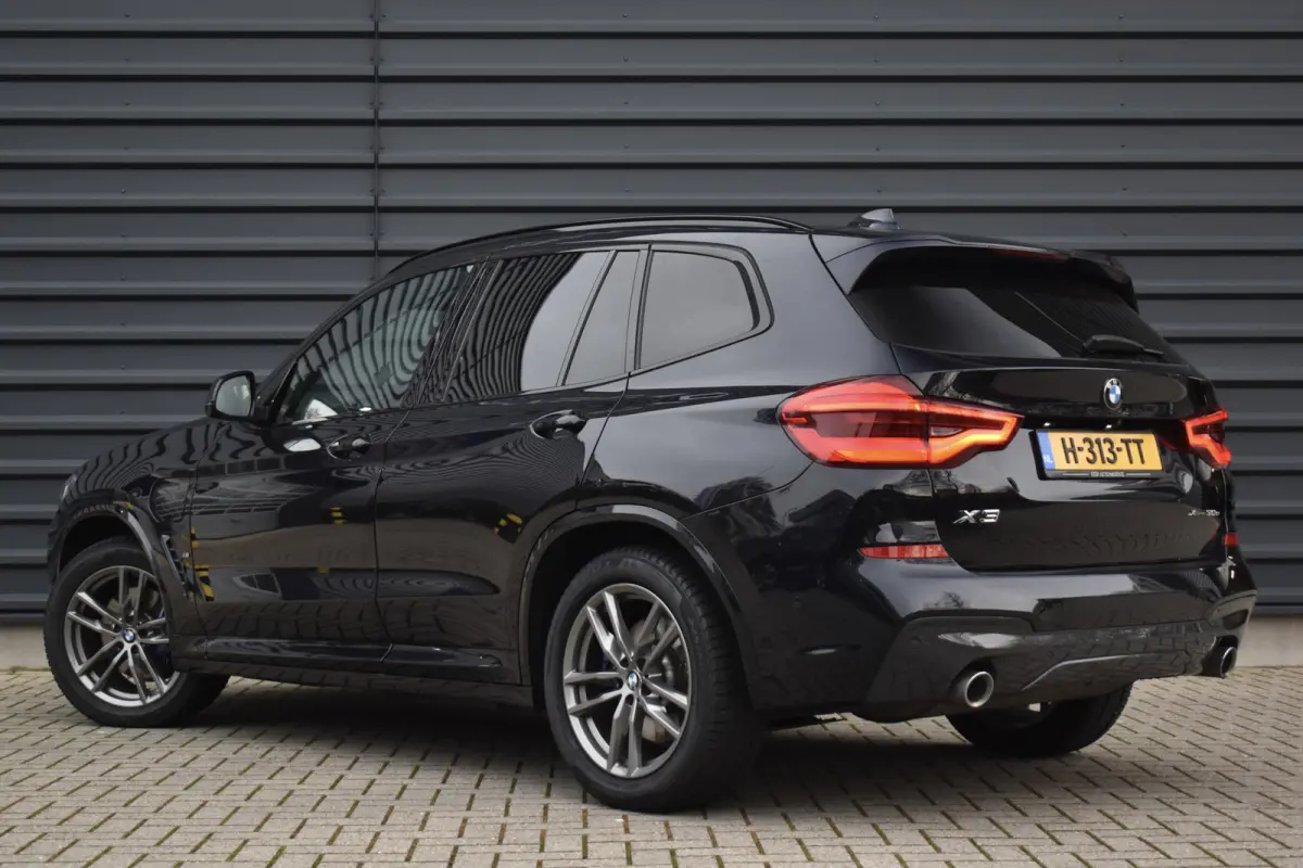 xDrive30e High Executive M Sport | Pano | ACC | 360 Camera | Harman/Kardon | Orig. NL |