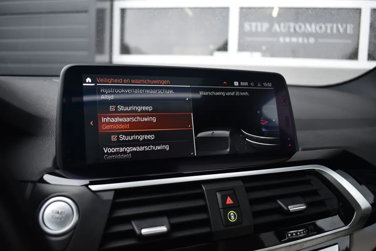 xDrive30e High Executive M Sport | Pano | ACC | 360 Camera | Harman/Kardon | Orig. NL |