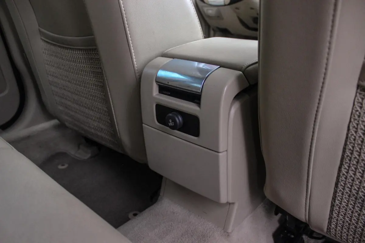 2.0 D4 2WD Momentum | Automaat | 181 pk | Trekhaak | Dakraam | Leer | Navi | PDC | Cruise-control | Climate-Control
