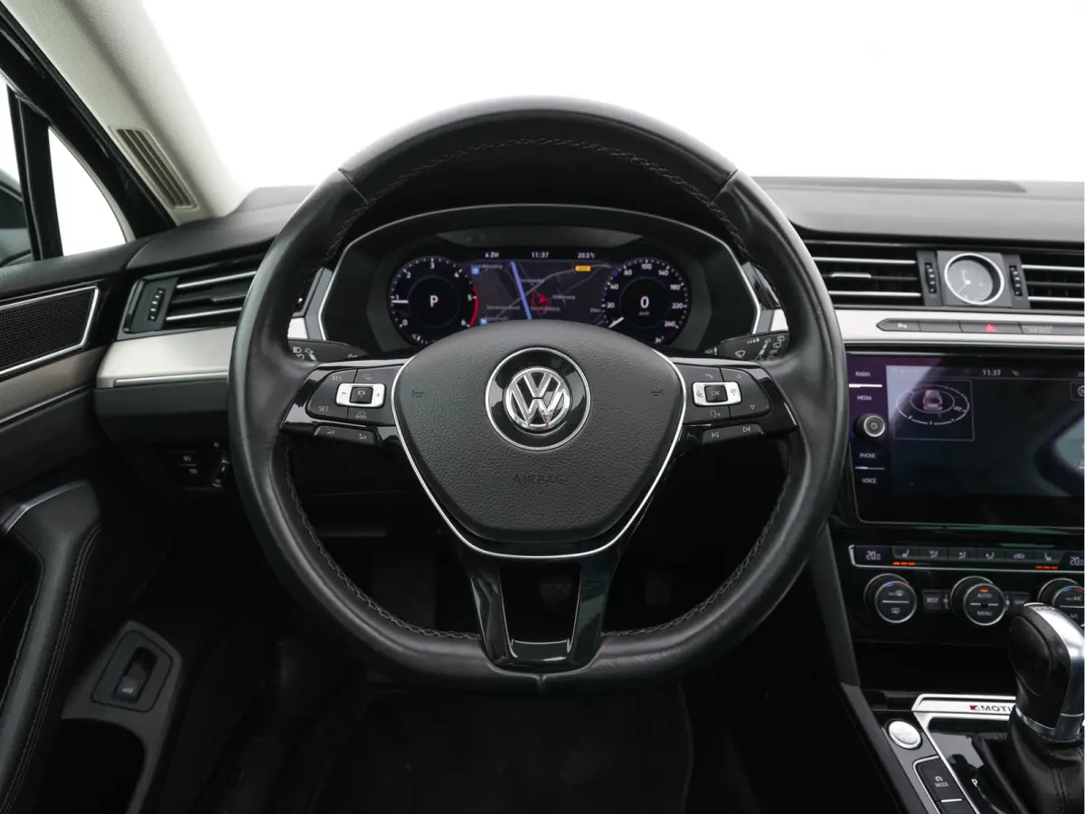 2.0 BiTDI 4Motion Highline (INCL-BTW) Aut. *PANO | ADAPTIVE-CRUISE | DIGI-COCKPIT | NAVI-FULLMAP | LEATHER-ALCANTARA | FULL-LED | ERGONOMIC-COMFORTSEATS | KEYLESS | ECC | PARKPILOT | TOWBAR 