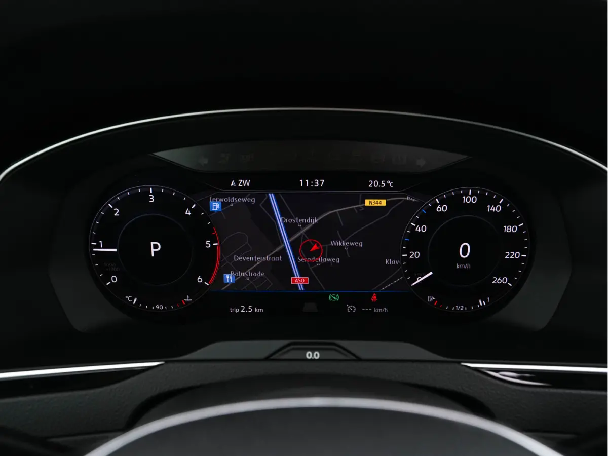 2.0 BiTDI 4Motion Highline (INCL-BTW) Aut. *PANO | ADAPTIVE-CRUISE | DIGI-COCKPIT | NAVI-FULLMAP | LEATHER-ALCANTARA | FULL-LED | ERGONOMIC-COMFORTSEATS | KEYLESS | ECC | PARKPILOT | TOWBAR 