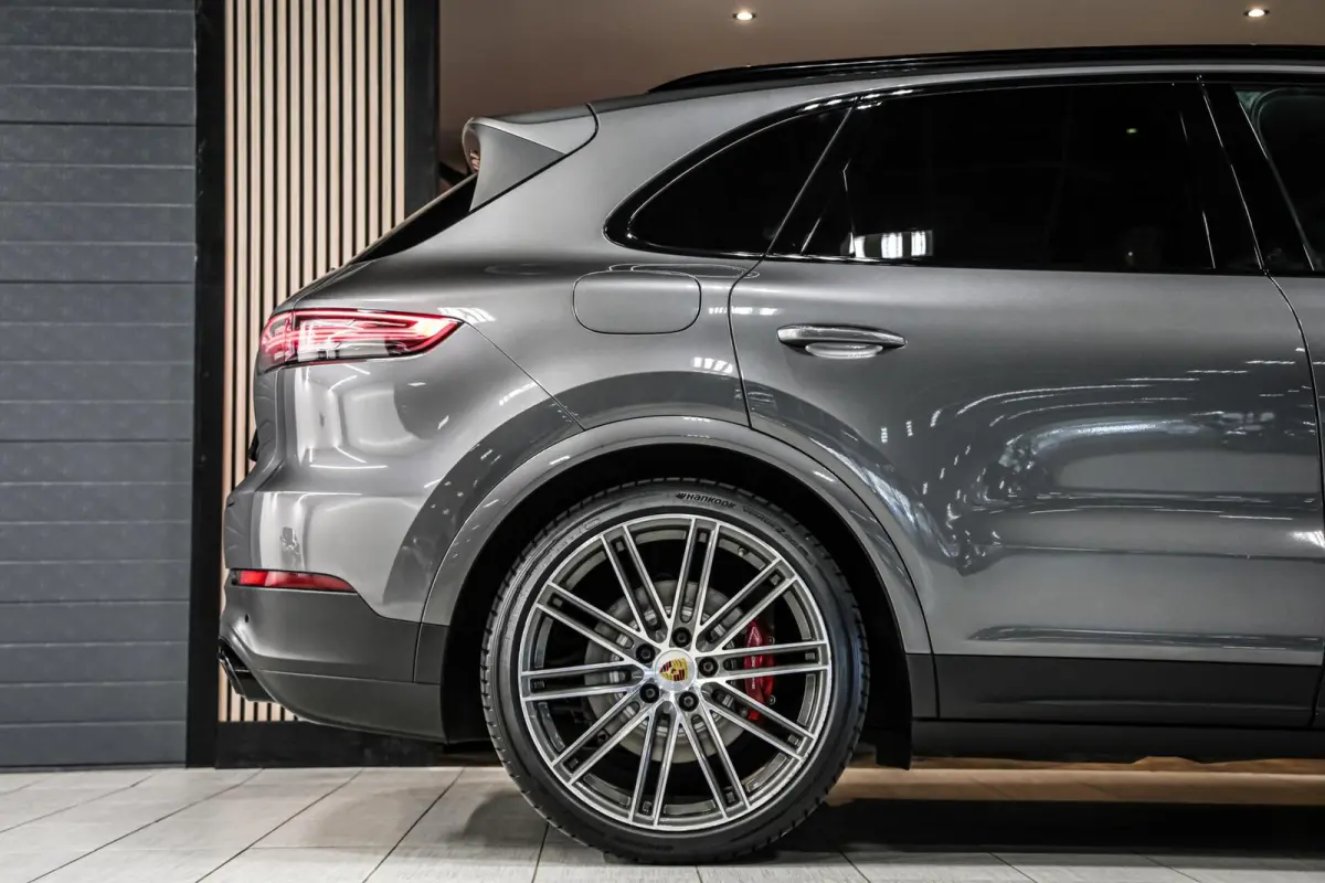 3.0 E-Hybrid|Dealer ondh.|Sportchrono|477 PK