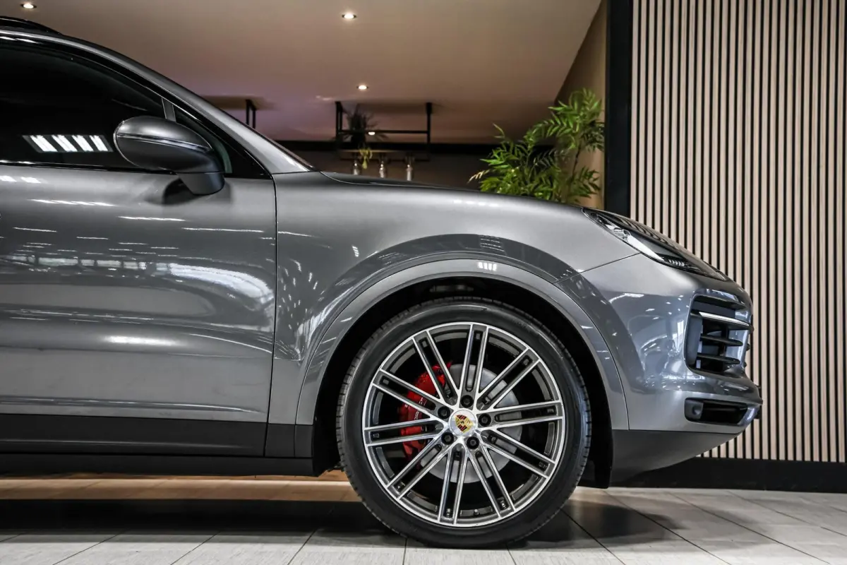 3.0 E-Hybrid|Dealer ondh.|Sportchrono|477 PK