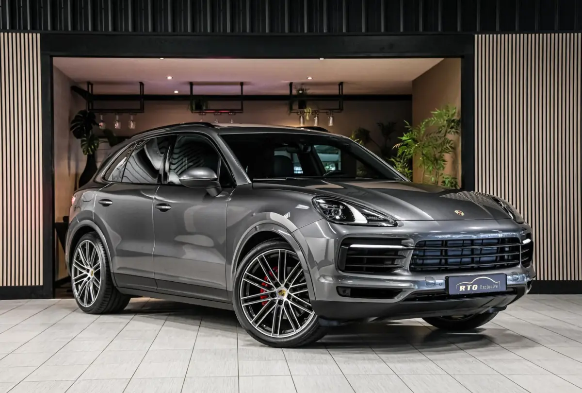 3.0 E-Hybrid|Dealer ondh.|Sportchrono|477 PK