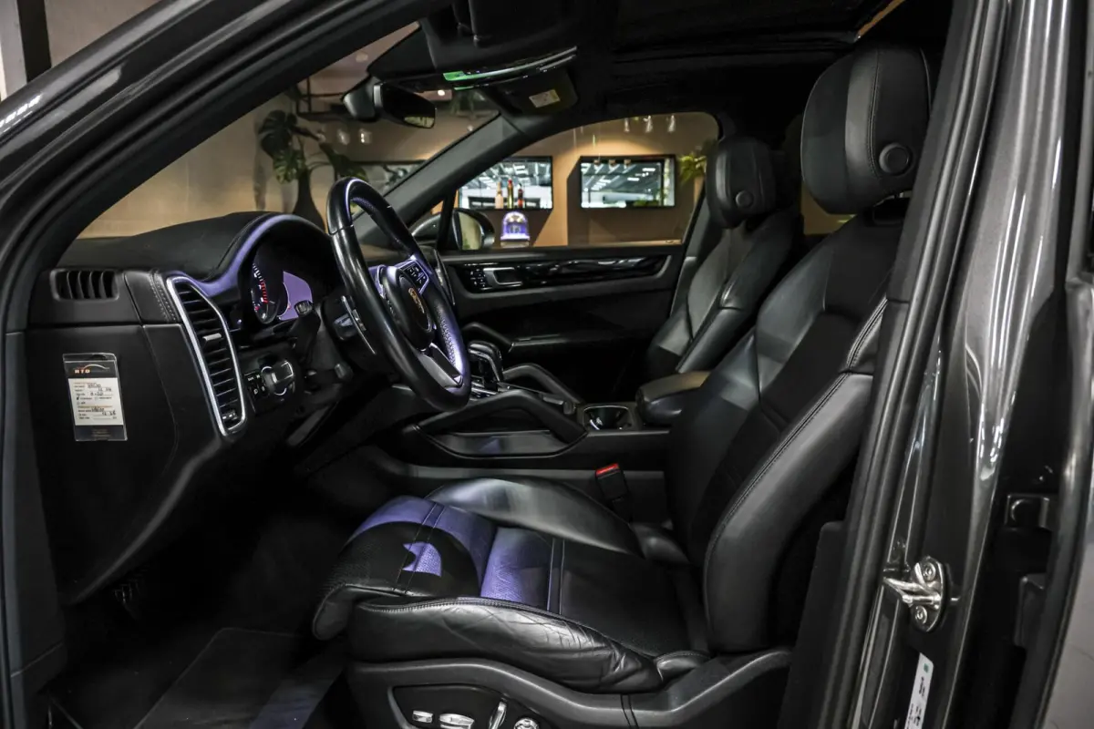 3.0 E-Hybrid|Dealer ondh.|Sportchrono|477 PK