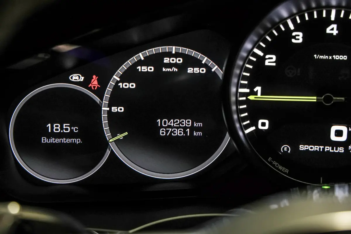 3.0 E-Hybrid|Dealer ondh.|Sportchrono|477 PK