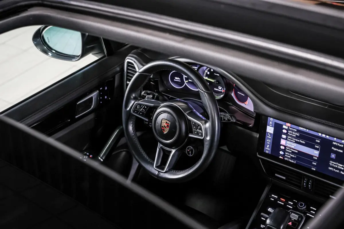 3.0 E-Hybrid|Dealer ondh.|Sportchrono|477 PK