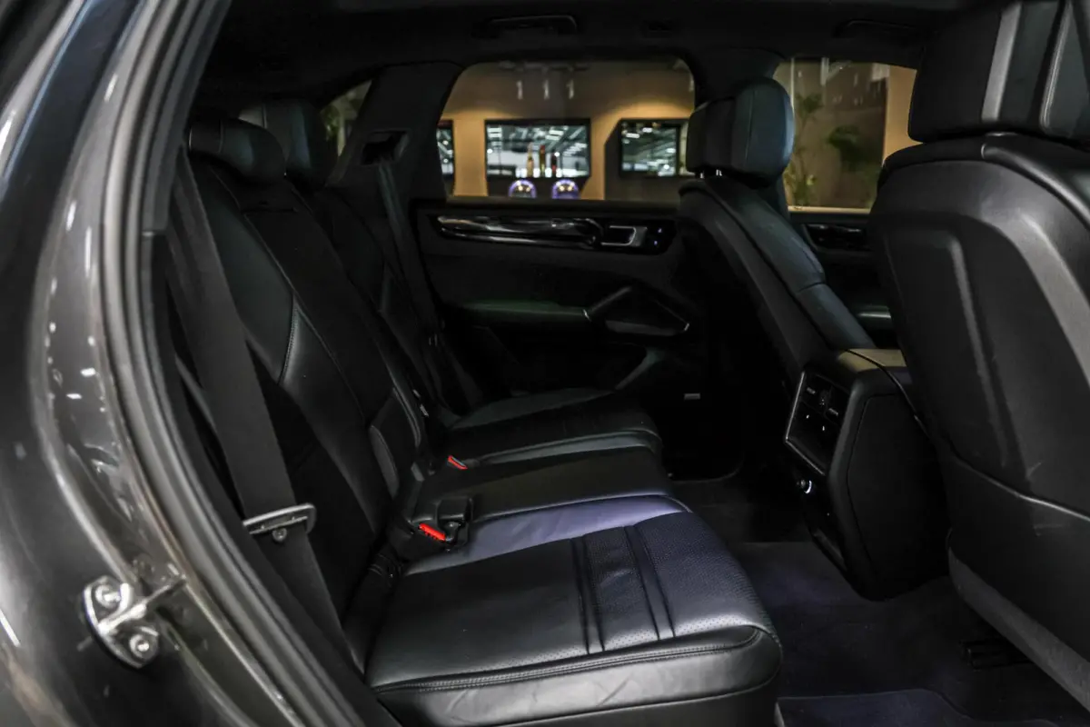 3.0 E-Hybrid|Dealer ondh.|Sportchrono|477 PK