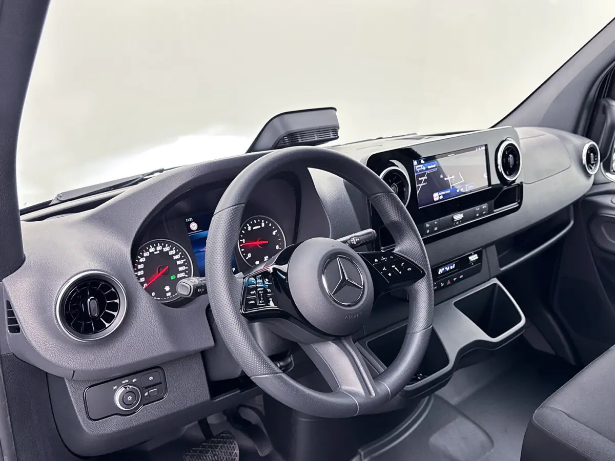 317 1.9 CDI PRO L3H2 Navigatie Parkeerpakket Camera Led Cruise Control 3500 KG Trekgewicht