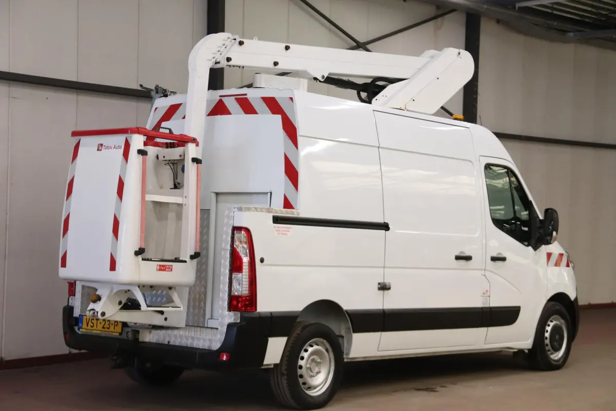 AUTOHOOGWERKER 12 METER NACELLE FRANCE ELEVATEUR 12M