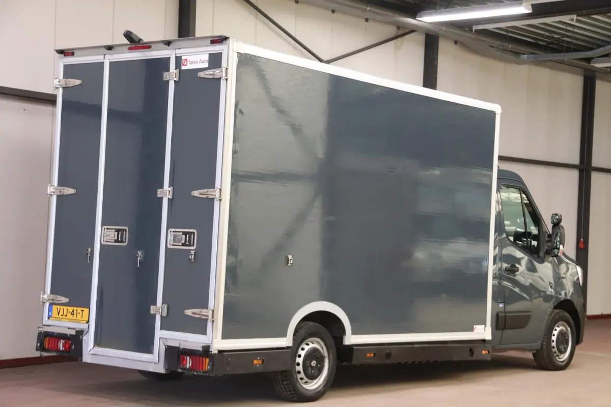 150PK AUTOMAAT LOWLINER VERKOOPWAGEN