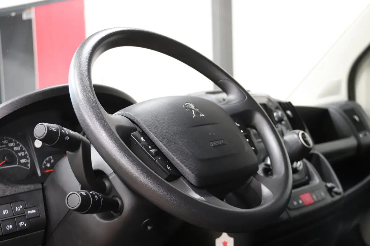 140PK L4H3 AIRCO CRUISE CONTROL