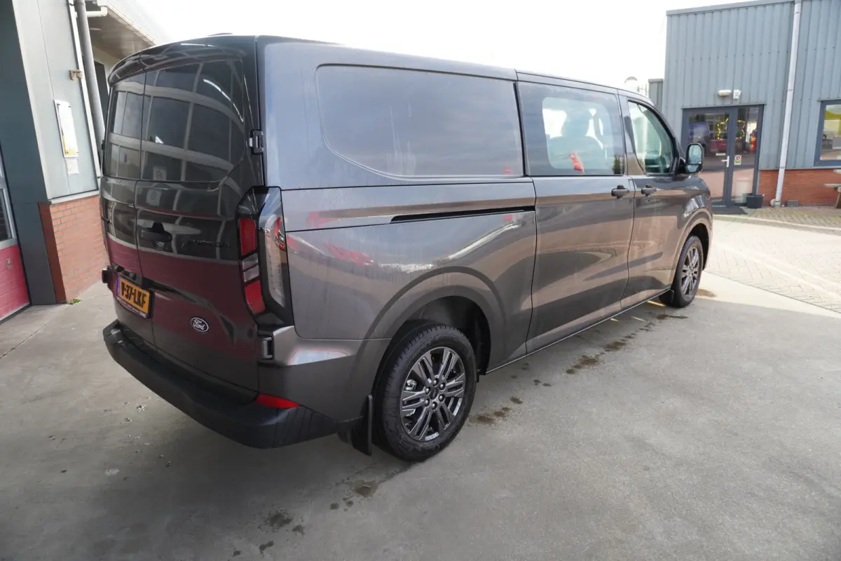 320L 2.0 TDCI 150PK L2H1 Trend Dubbelcabine Schuifdeur L/R Nr. V135 | Airco | Cruise | Navi | Camera