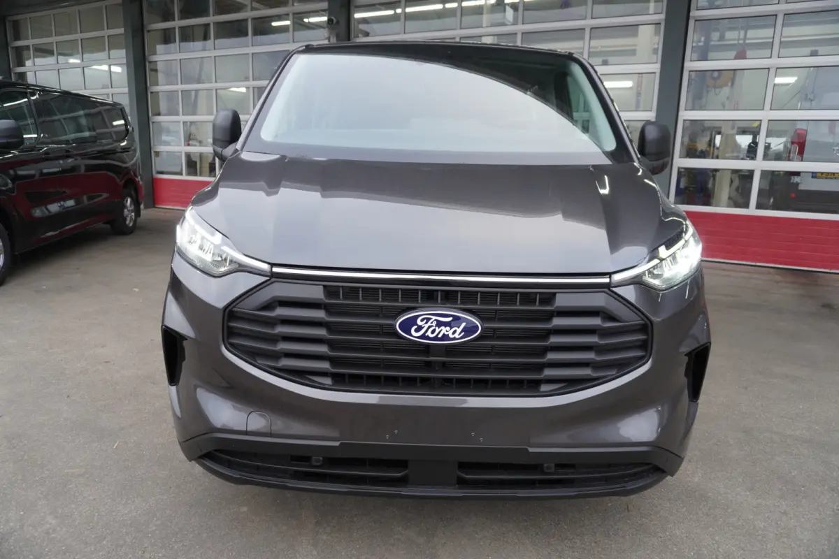 320L 2.0 TDCI 150PK L2H1 Trend Dubbelcabine Schuifdeur L/R Nr. V135 | Airco | Cruise | Navi | Camera