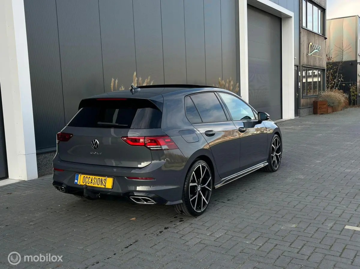 1.5 eTSI 3X R-Line Trekhaak Sterrenhemel KEYLES