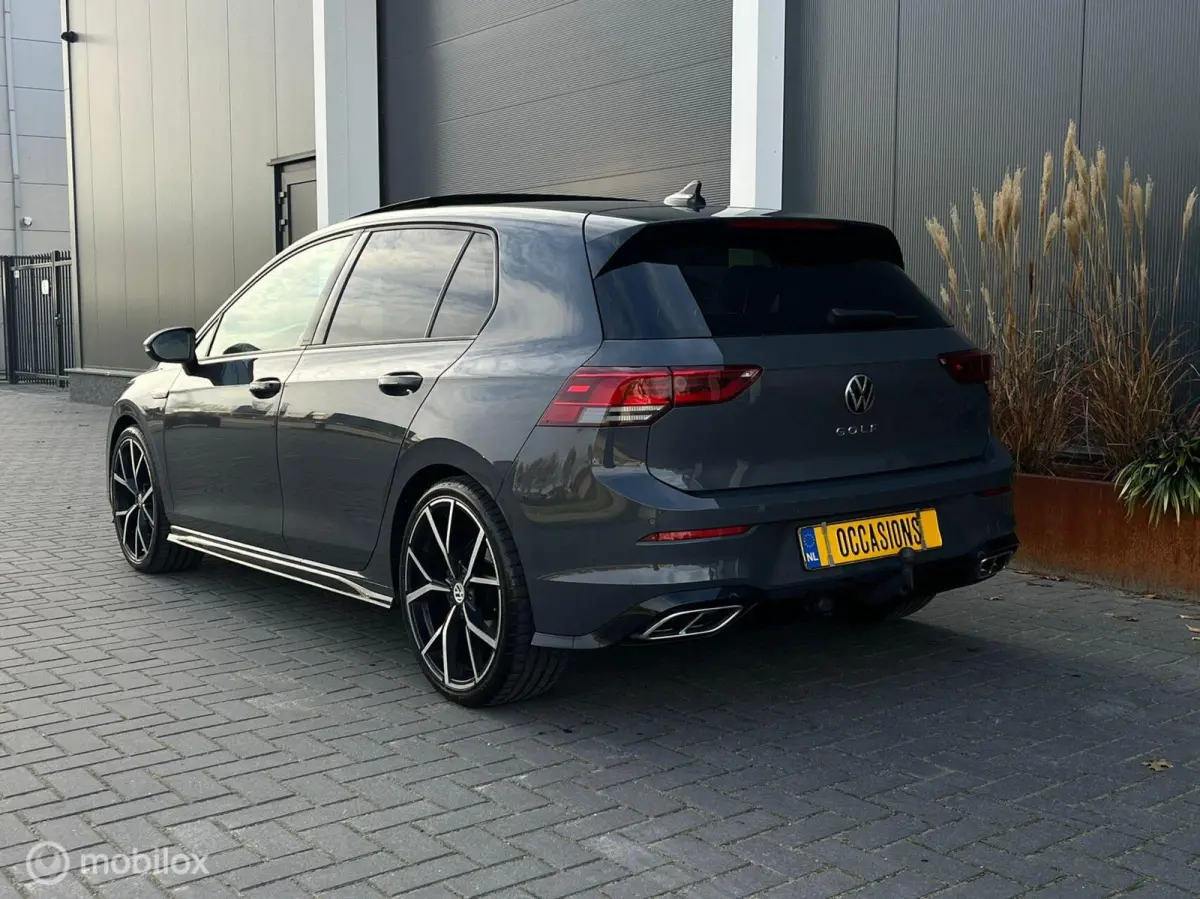 1.5 eTSI 3X R-Line Trekhaak Sterrenhemel KEYLES
