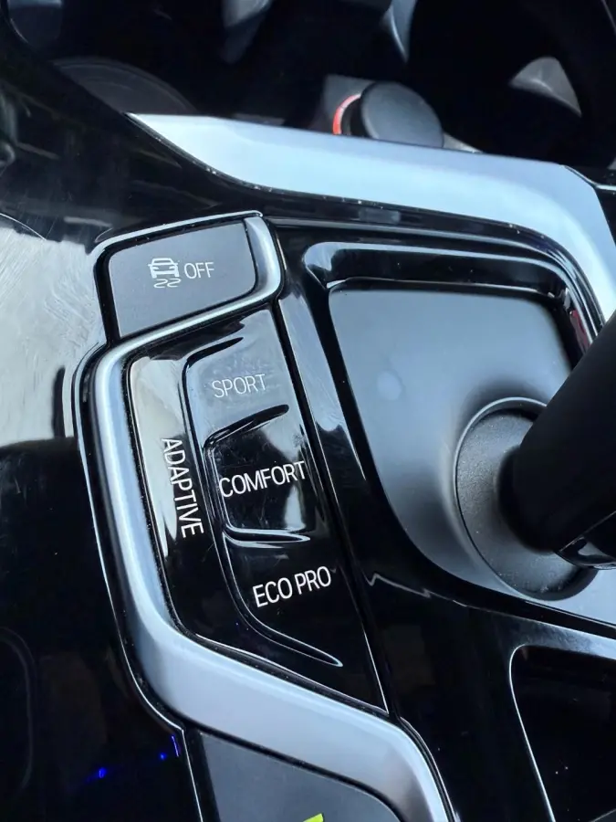 XDrive30i High Exec M-Sport HUD Panorama 360 Trekhaak