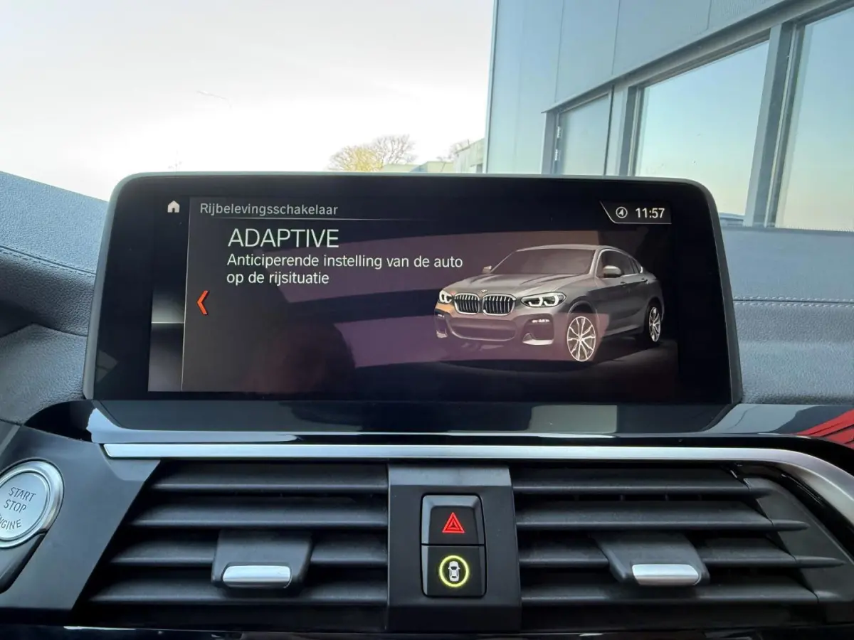 XDrive30i High Exec M-Sport HUD Panorama 360 Trekhaak