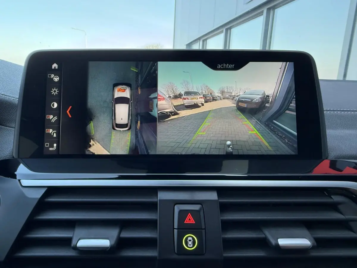 XDrive30i High Exec M-Sport HUD Panorama 360 Trekhaak