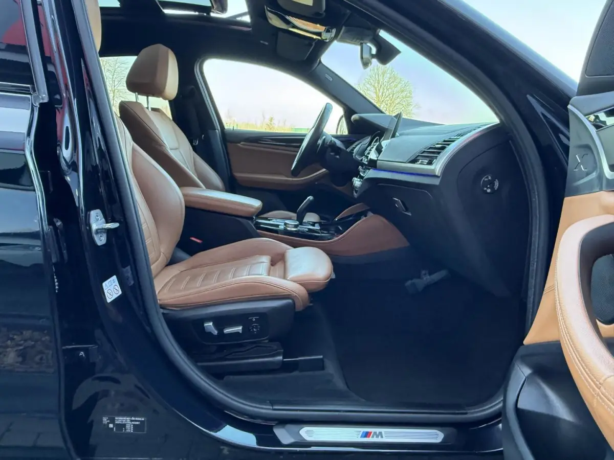XDrive30i High Exec M-Sport HUD Panorama 360 Trekhaak