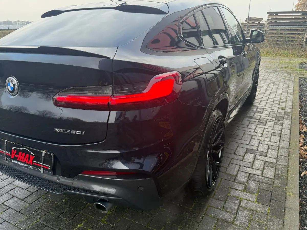 XDrive30i High Exec M-Sport HUD Panorama 360 Trekhaak