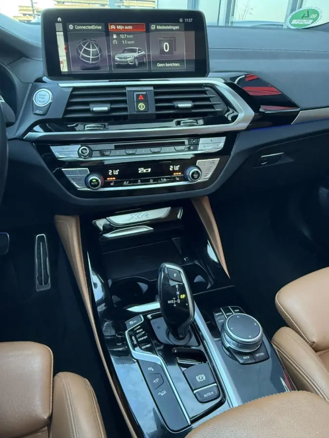 XDrive30i High Exec M-Sport HUD Panorama 360 Trekhaak