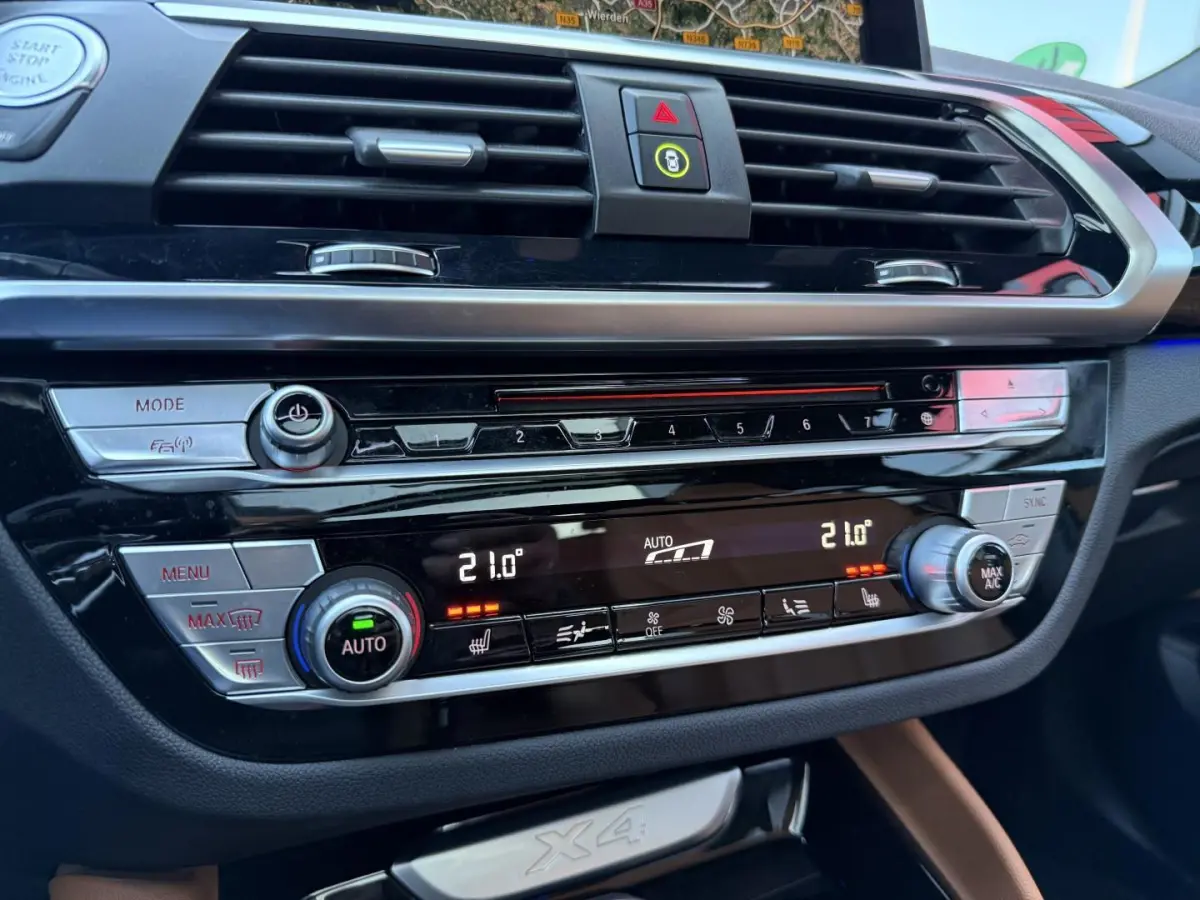 XDrive30i High Exec M-Sport HUD Panorama 360 Trekhaak
