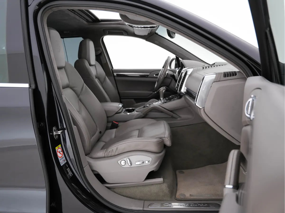 4.8 Turbo AWD Aut. *PANO | LEATHER | BURMESTER-SURROUND | BI-XENON | MEMORY-PACK | NAVI-FULLMAP | ADAPTIVE-CRUISE | AIR-SUSPENSION | CAMERA | SPORT-SEATS |  20''ALU*