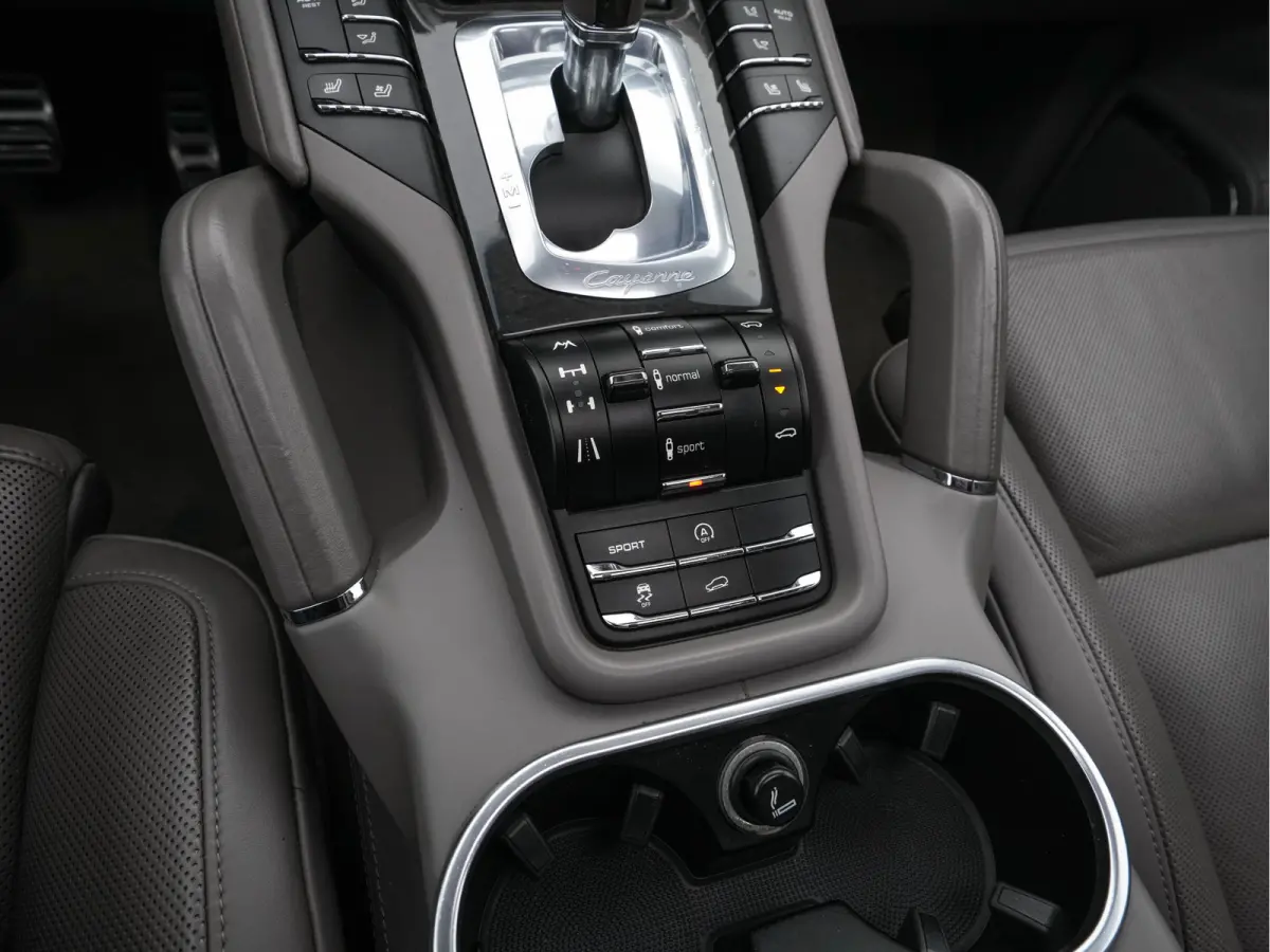 4.8 Turbo AWD Aut. *PANO | LEATHER | BURMESTER-SURROUND | BI-XENON | MEMORY-PACK | NAVI-FULLMAP | ADAPTIVE-CRUISE | AIR-SUSPENSION | CAMERA | SPORT-SEATS |  20''ALU*